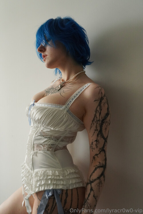 Lyra Crow | lyracr0w0 Nude Leaked Onlyfans Photo Lyra Crow | lyracr0w0 Nude Leaked Onlyfans Photo