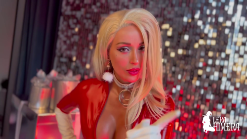 1-Lady-Santa-in-latex5e13e0c3f07e1ea0.png