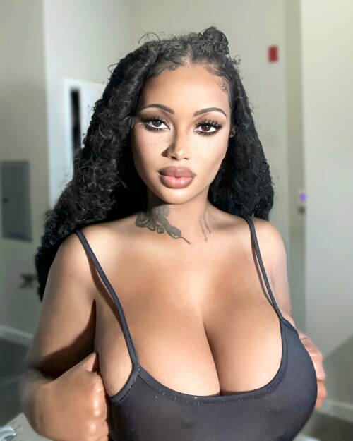 Raychiel Nude Leaked Onlyfans Photo Raychiel Nude Leaked Onlyfans Photo