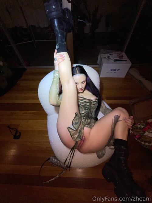 Zheani Nude Leaked Onlyfans Photo Zheani Nude Leaked Onlyfans Photo