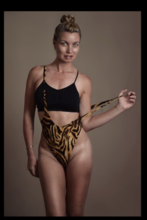 Rena Riffel Nude Leaked Onlyfans Photo Rena Riffel Nude Leaked Onlyfans Photo