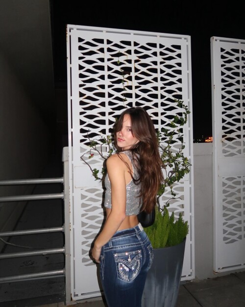 1000007407fcc6b6109d08ad2e.jpg