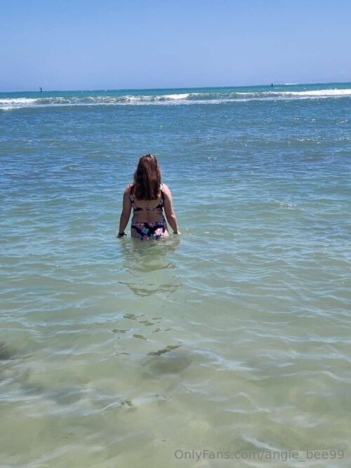 angie_bee99 Nude Leaked Onlyfans Photo