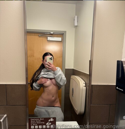 Desirae Elizabeth Nude Leaked Onlyfans Photo Desirae Elizabeth Nude Leaked Onlyfans Photo
