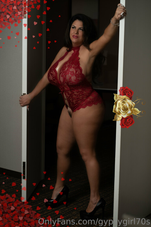 gypsygirl70s Nude Leaked Onlyfans Photo gypsygirl70s Nude Leaked Onlyfans Photo