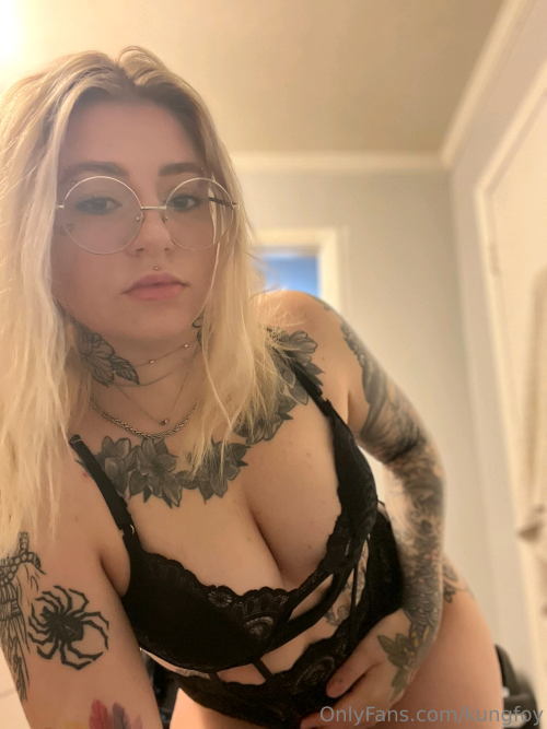 Kungfoy/Emily Foy Nude Leaked Onlyfans Photo Kungfoy/Emily Foy Nude Leaked Onlyfans Photo