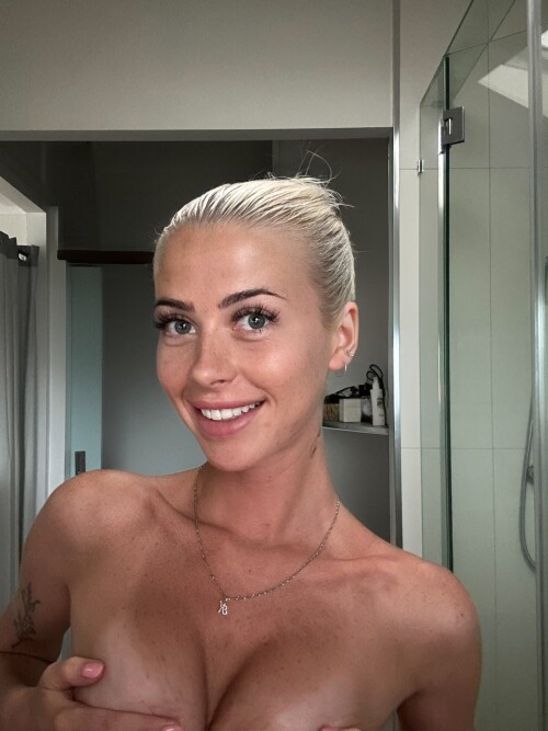 Amy Mason Nude Leaked Onlyfans Photo Amy Mason Nude Leaked Onlyfans Photo