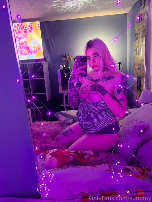 Kungfoy/Emily Foy Nude Leaked Onlyfans Photo Kungfoy/Emily Foy Nude Leaked Onlyfans Photo