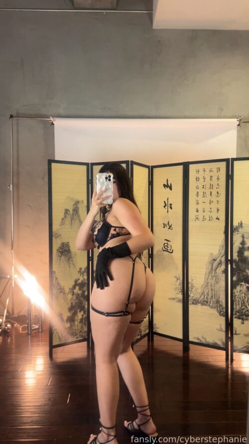 Cyberstephanie Nude Leaked Onlyfans Photo Cyberstephanie Nude Leaked Onlyfans Photo