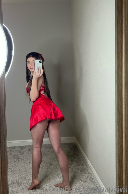 Grinchie/puppiwii Nude Leaked Onlyfans Photo Grinchie/puppiwii Nude Leaked Onlyfans Photo