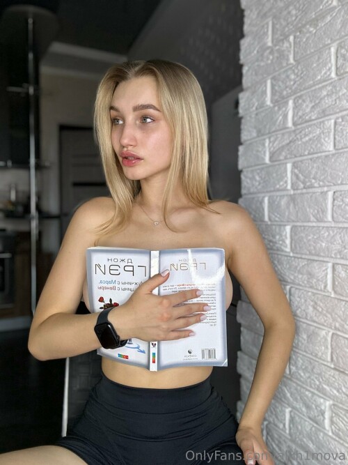 alkh1mova Nude Leaked Onlyfans Photo alkh1mova Nude Leaked Onlyfans Photo