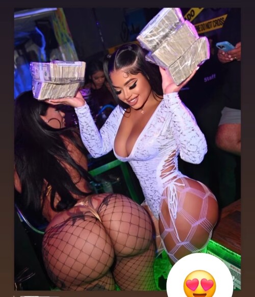 TattedUpHolly Nude Leaked Onlyfans Photo