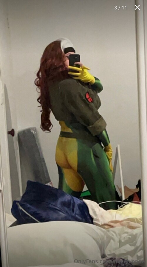 AppleBlonde -@AppleBlonde5 Nude Leaked Onlyfans Photo AppleBlonde -@AppleBlonde5 Nude Leaked Onlyfans Photo