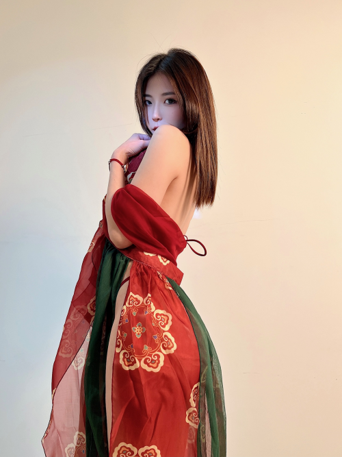 1000078088d6555ef6e88d9c85.png