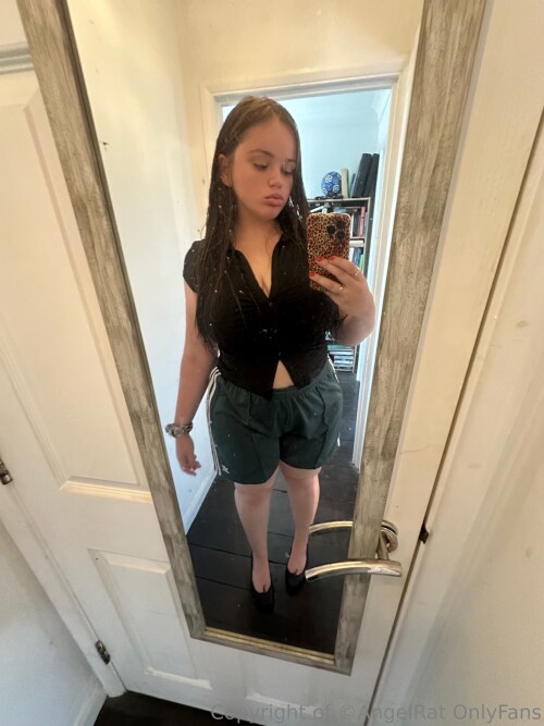 Angelrat96 Nude Leaked Onlyfans Photo Angelrat96 Nude Leaked Onlyfans Photo
