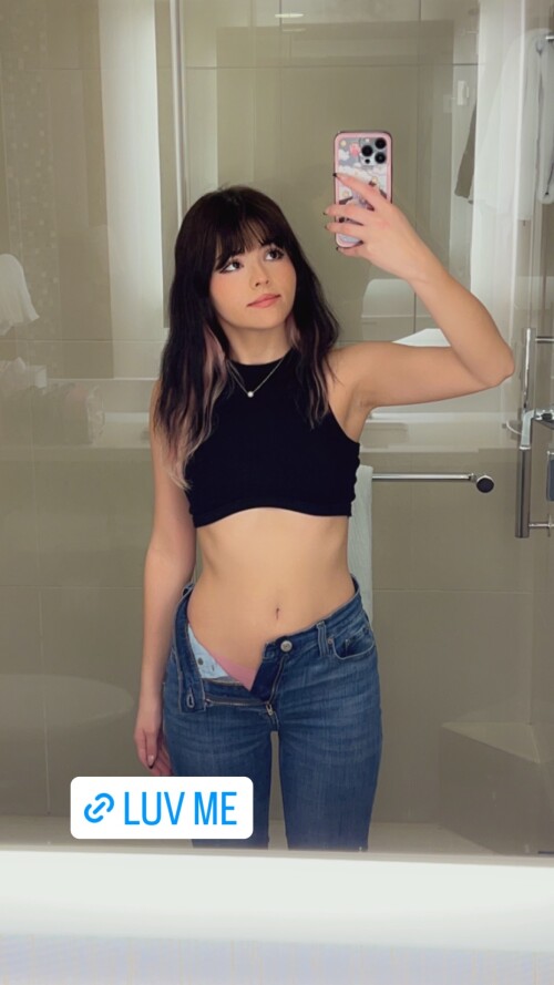 luvcoregf | Fulltime Crybaby Nude Leaked Onlyfans Photo
