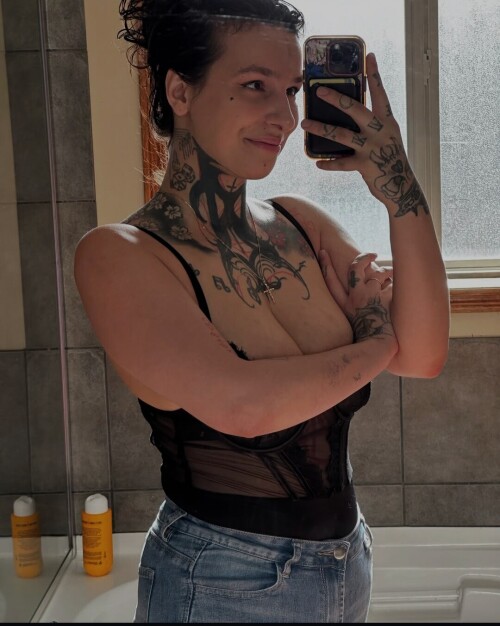 Roma Army / Chloe Roma Nude Leaked Onlyfans Photo Roma Army / Chloe Roma Nude Leaked Onlyfans Photo