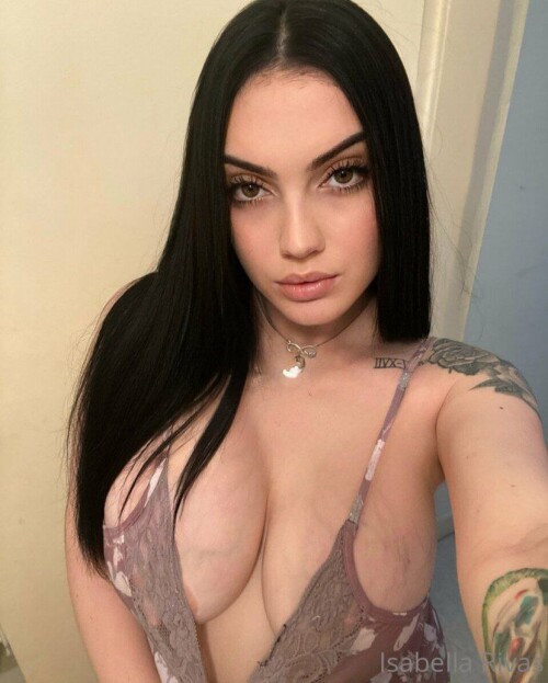Isabella Rivas | isabellita0112 Nude Leaked Onlyfans Photo