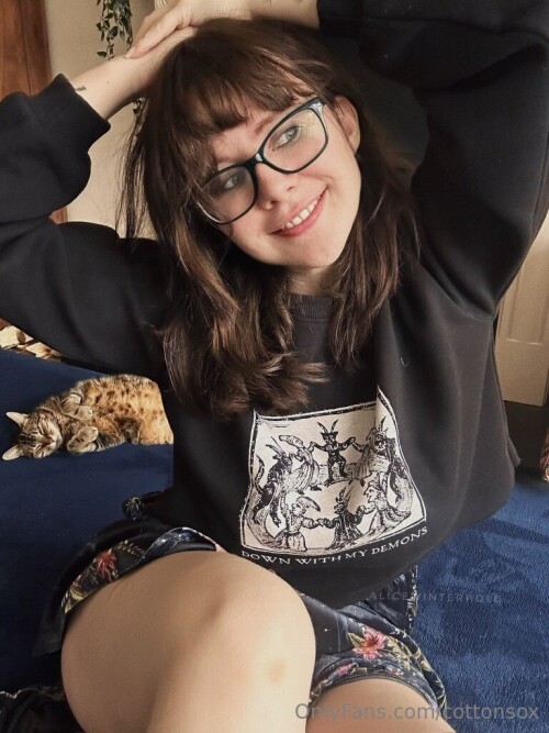 Alice Cotton Sox | Alicewinterhold Nude Leaked Onlyfans Photo Alice Cotton Sox | Alicewinterhold Nude Leaked Onlyfans Photo