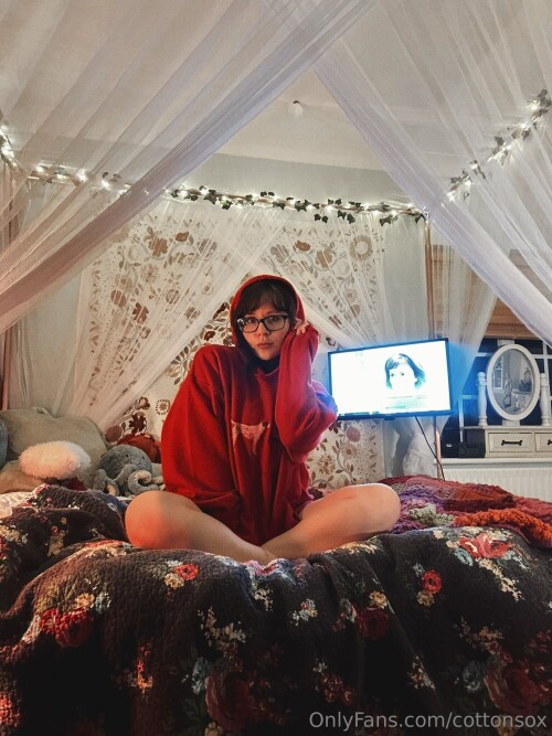 Alice Cotton Sox | Alicewinterhold Nude Leaked Onlyfans Photo Alice Cotton Sox | Alicewinterhold Nude Leaked Onlyfans Photo
