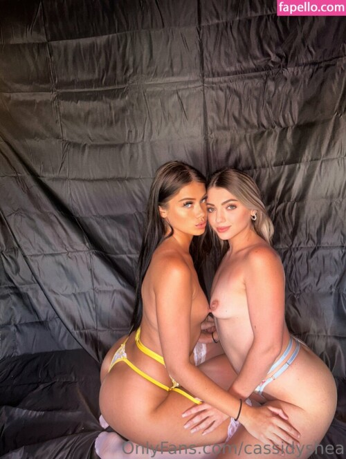 Cassidyshae / lillylanexo Nude Leaked Onlyfans Photo Cassidyshae / lillylanexo Nude Leaked Onlyfans Photo