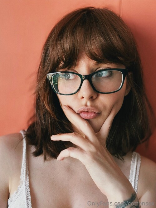 Alice Cotton Sox | Alicewinterhold Nude Leaked Onlyfans Photo Alice Cotton Sox | Alicewinterhold Nude Leaked Onlyfans Photo