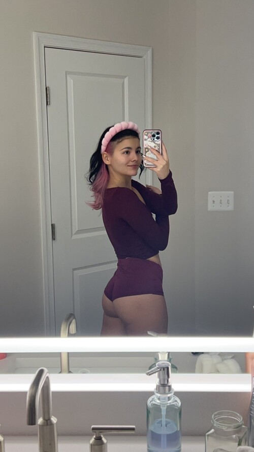 luvcoregf | Fulltime Crybaby Nude Leaked Onlyfans Photo