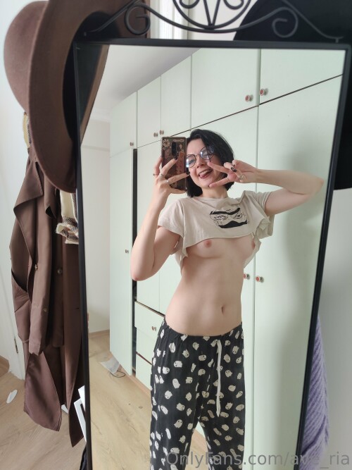 yourbabyvillian / Babyvillain / ave_ria / meredithsimms Nude Leaked Onlyfans Photo yourbabyvillian / Babyvillain / ave_ria / meredithsimms Nude Leaked Onlyfans Photo