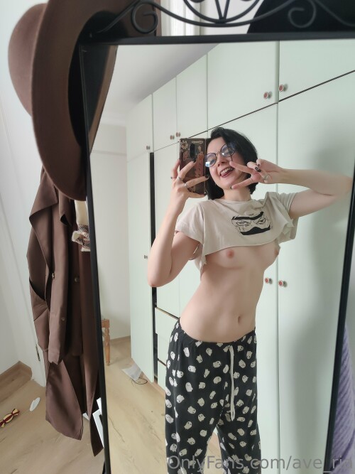 yourbabyvillian / Babyvillain / ave_ria / meredithsimms Nude Leaked Onlyfans Photo yourbabyvillian / Babyvillain / ave_ria / meredithsimms Nude Leaked Onlyfans Photo