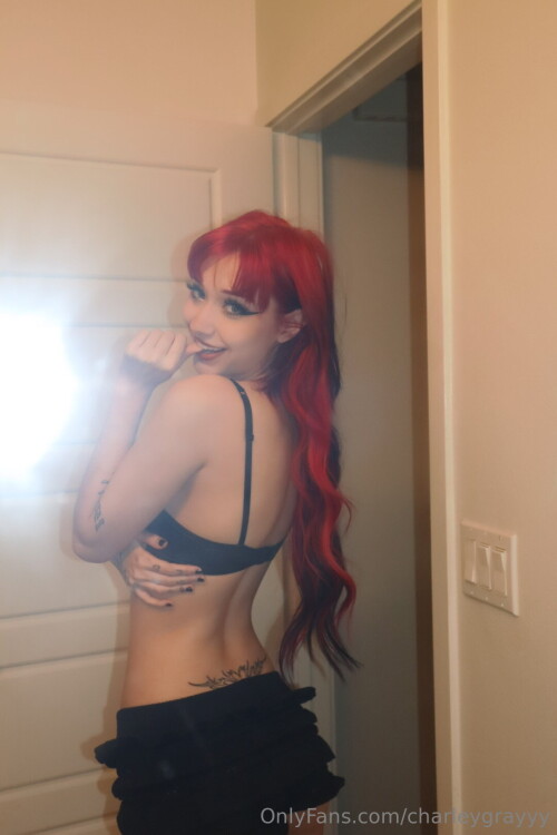 charleygrayyy Nude Leaked Onlyfans Photo