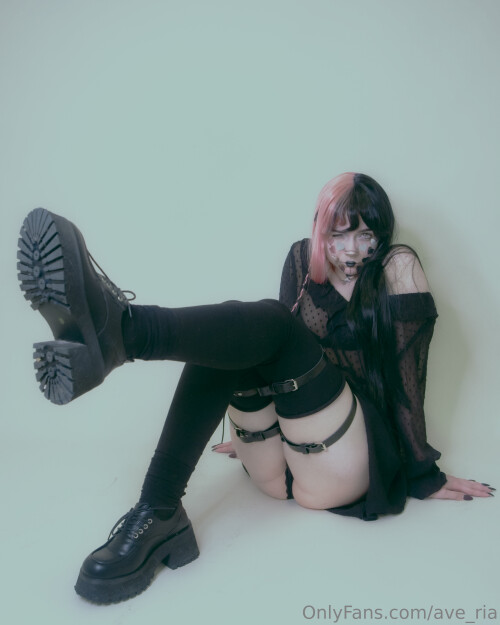 yourbabyvillian / Babyvillain / ave_ria / meredithsimms Nude Leaked Onlyfans Photo yourbabyvillian / Babyvillain / ave_ria / meredithsimms Nude Leaked Onlyfans Photo