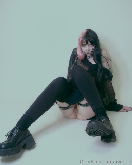 yourbabyvillian / Babyvillain / ave_ria / meredithsimms Nude Leaked Onlyfans Photo yourbabyvillian / Babyvillain / ave_ria / meredithsimms Nude Leaked Onlyfans Photo