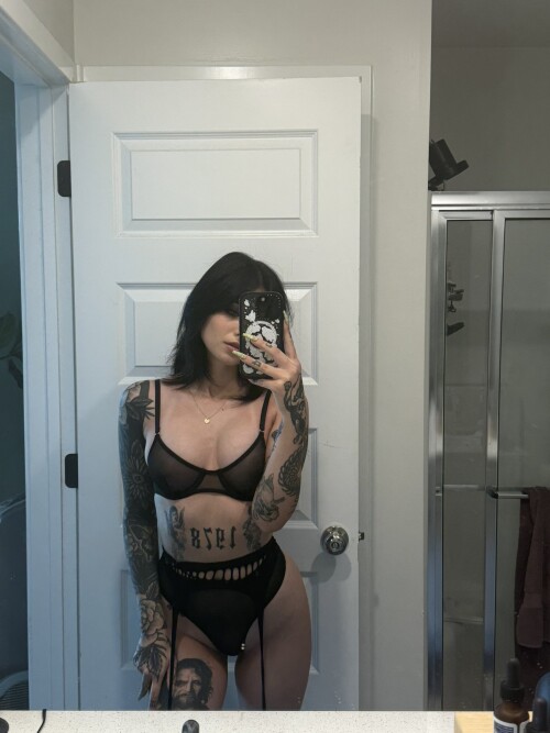 Claire Estabrook - Plurrrkittyy - Lilmoonbbyy - Nonsalemwitch Nude Leaked Onlyfans Photo Claire Estabrook - Plurrrkittyy - Lilmoonbbyy - Nonsalemwitch Nude Leaked Onlyfans Photo