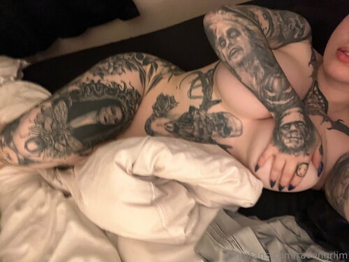 Dakota Alexandra | ravengriim Nude Leaked Onlyfans Photo