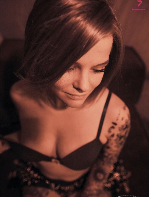 Frau Box (Malou) Nude Leaked Onlyfans Photo Frau Box (Malou) Nude Leaked Onlyfans Photo