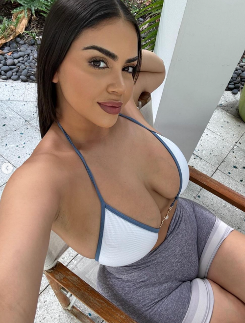 TheRealRebeccaJ | sm00ches Nude Leaked Onlyfans Photo TheRealRebeccaJ | sm00ches Nude Leaked Onlyfans Photo