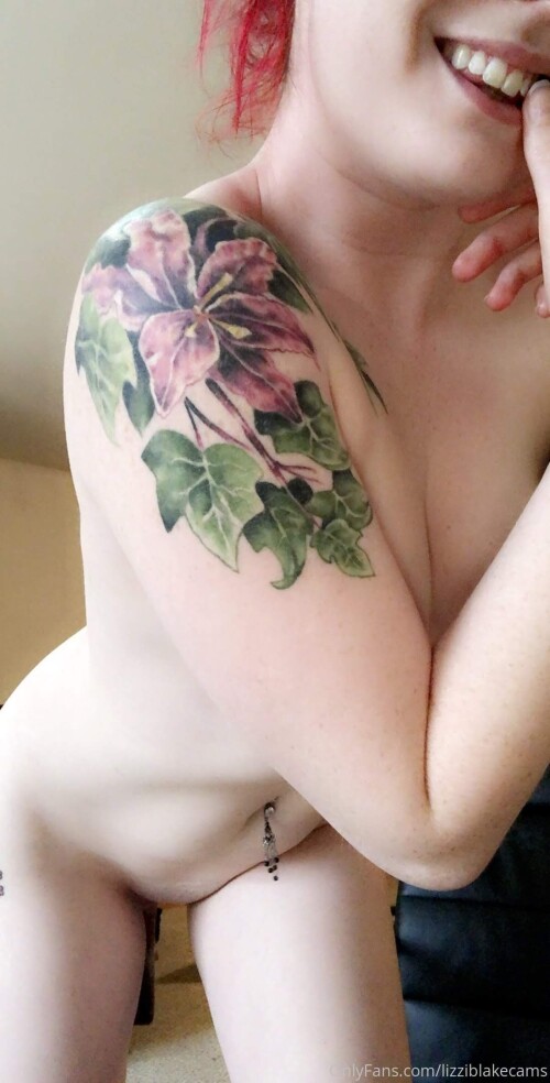 Lizzi Blake Nude Leaked Onlyfans Photo Lizzi Blake Nude Leaked Onlyfans Photo