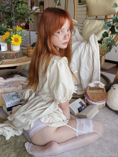 Rocksy Light / AlisaPikaPika Nude Leaked Onlyfans Photo Rocksy Light / AlisaPikaPika Nude Leaked Onlyfans Photo