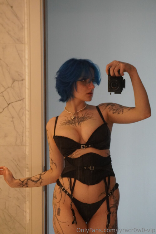 Lyra Crow | lyracr0w0 Nude Leaked Onlyfans Photo Lyra Crow | lyracr0w0 Nude Leaked Onlyfans Photo