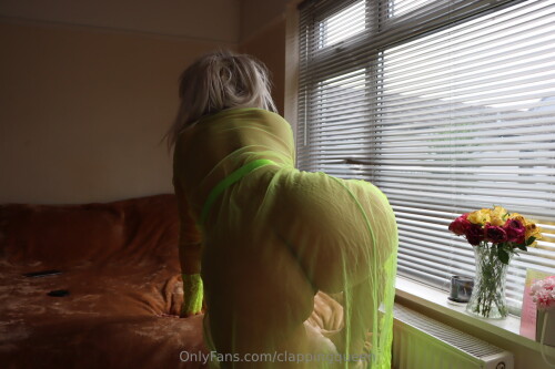 Tuttithebooty/Clappingqueen Nude Leaked Onlyfans Photo Tuttithebooty/Clappingqueen Nude Leaked Onlyfans Photo