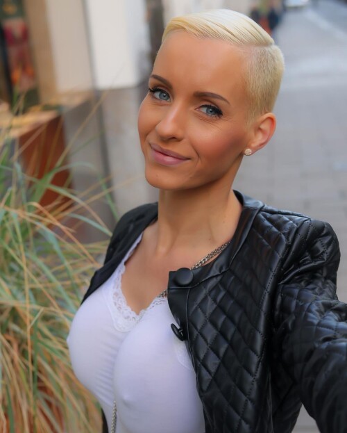 Anike Ekina Nude Leaked Onlyfans Photo
