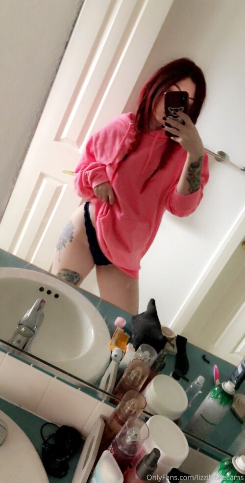 Lizzi Blake Nude Leaked Onlyfans Photo Lizzi Blake Nude Leaked Onlyfans Photo