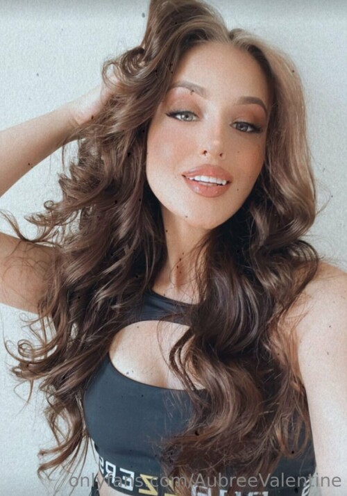 Aubree Valentine |  aubreevalentine Nude Leaked Onlyfans Photo