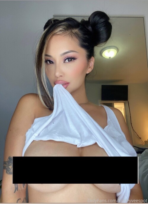Ashley Vee / MsAshleyVee Nude Leaked Onlyfans Photo Ashley Vee / MsAshleyVee Nude Leaked Onlyfans Photo