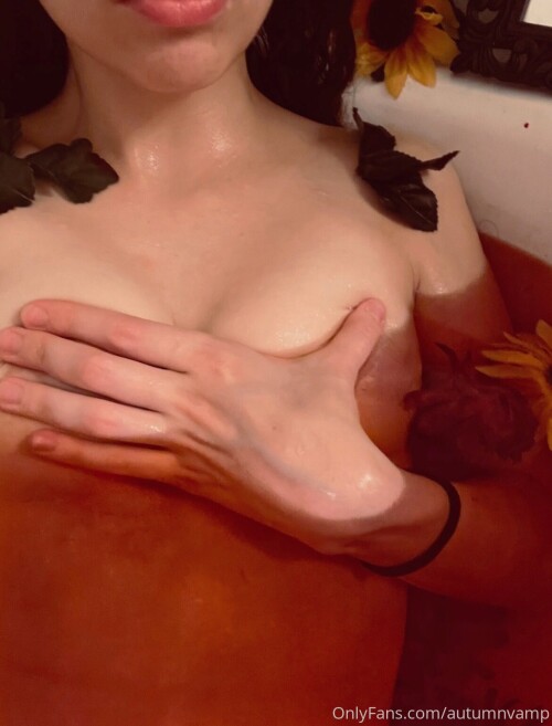 autumnvamp / ohemgeeijizzed / _ohemgeeijizzed_ Nude Leaked Onlyfans Photo