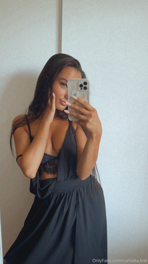 Carlotta.bnk Nude Leaked Onlyfans Photo Carlotta.bnk Nude Leaked Onlyfans Photo