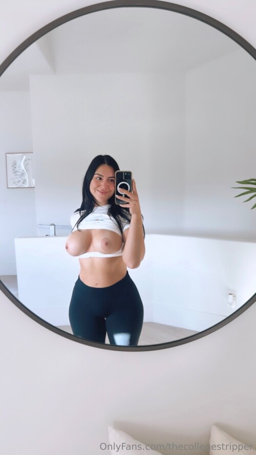 Mia Monroe | leilaroxx | thecollegestripper Nude Leaked Onlyfans Photo