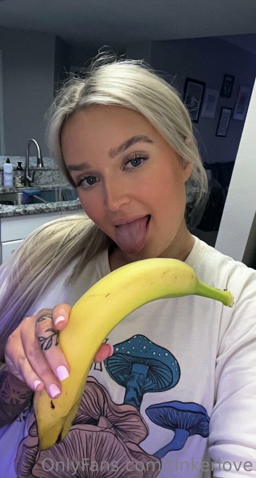 Autumn Rae Nude Leaked Onlyfans Photo Autumn Rae Nude Leaked Onlyfans Photo