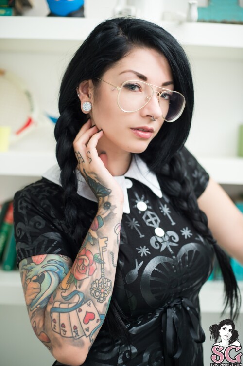 11af666cb4fb81b3cb.jpg