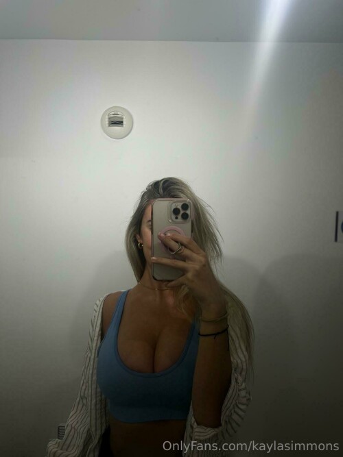 Kayla Simmons Nude Leaked Onlyfans Photo